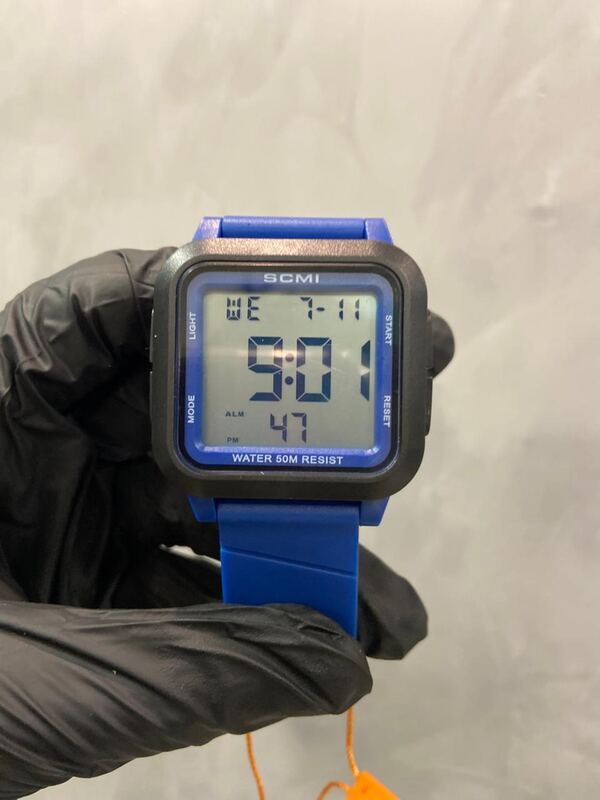 Relogio Retro LCD Quadrado Azul